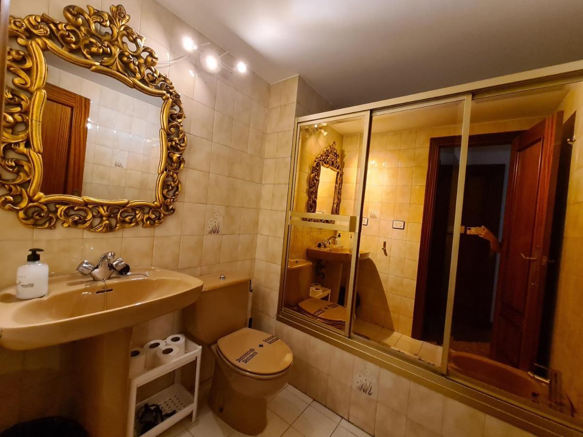 Dos Torres Tauriel - Espacioso Apartamento Con Impresionantes Vistas Y Garaje Privado Zaragoza Eksteriør bilde