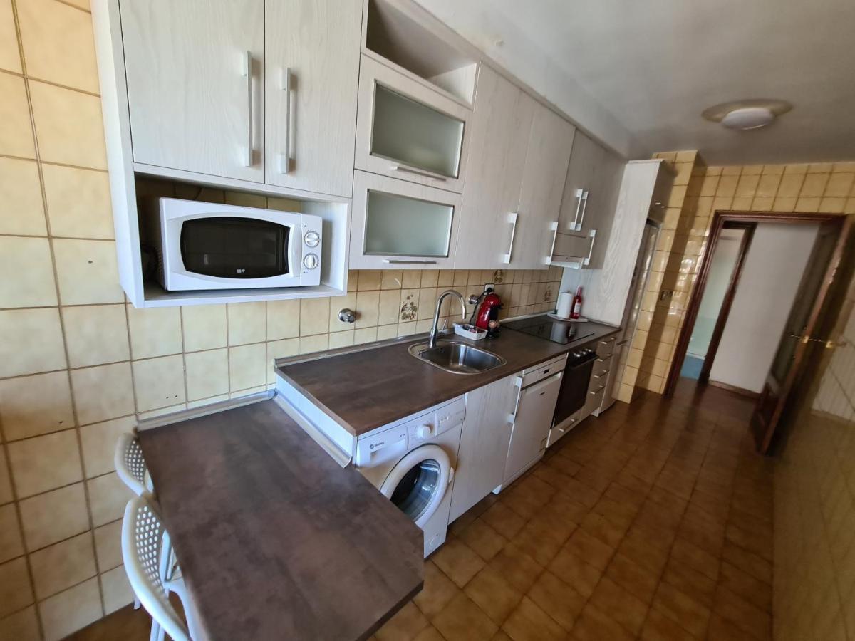 Dos Torres Tauriel - Espacioso Apartamento Con Impresionantes Vistas Y Garaje Privado Zaragoza Eksteriør bilde